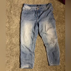 Jordache Faded Blue Cropped Jeans